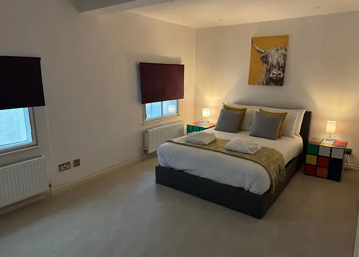 Russell Square Apartment 4 City