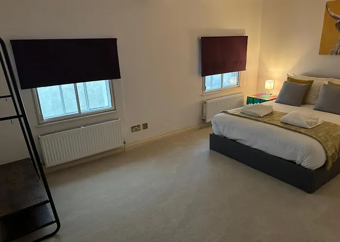 Russell Square Apartment 4 City